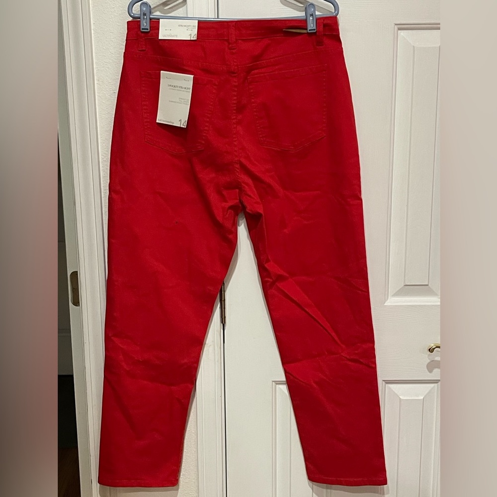 RED JEANS, 5 POCKET, STRAIGHT, THE ULTIMATE JEANS by SOFT SURROUNDINGS. Size 14. - Picture 2 of 11